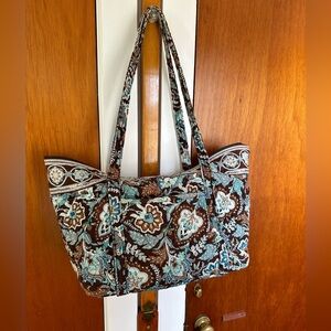 Vera Bradley tote bag